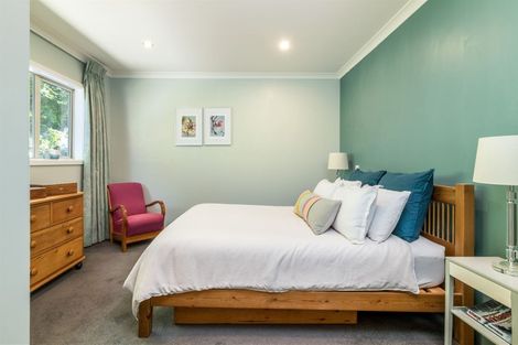 Photo of property in 36 Bryndwr Road, Fendalton, Christchurch, 8052