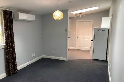 Photo of property in 30b Sutherland Crescent, Melrose, Wellington, 6023