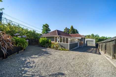 Photo of property in 10 Gillespies Road, Birchville, Upper Hutt, 5018