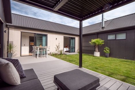 Photo of property in 46 Spur Ridge Rise, Jacks Point, 9371