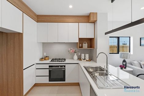 Photo of property in 22 Waimarie Drive, Karaka, 2578