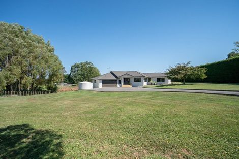 Photo of property in 34 Schnell Drive, Kelvin Grove, Palmerston North, 4414