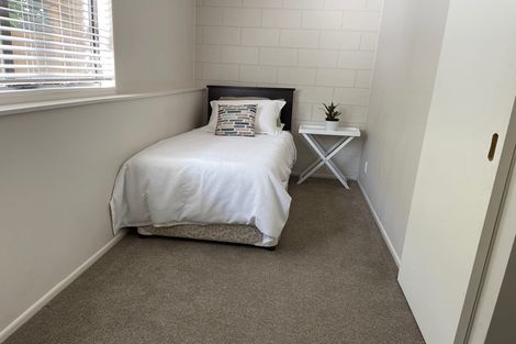 Photo of property in 212a Cambridge Road, Bethlehem, Tauranga, 3110