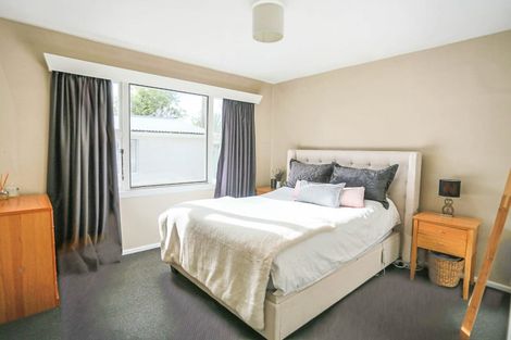 Photo of property in 2/3 Lynfield Avenue, Ilam, Christchurch, 8041