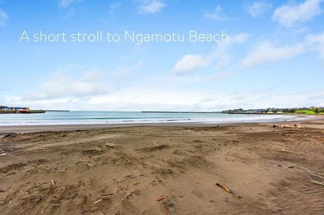 Photo of property in 68 Whiteley Street, Moturoa, New Plymouth, 4310