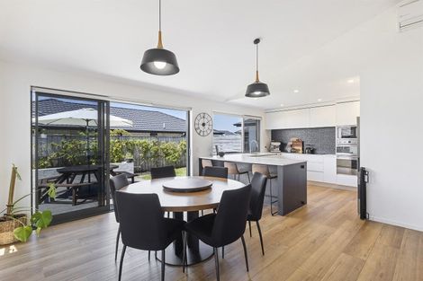 Photo of property in 22 Keene Drive, Bell Block, New Plymouth, 4312