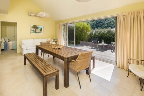 Photo of property in 13 Captains Close, Waikawa, Picton, 7220