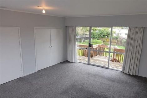 Photo of property in 92 Te Atatu Road, Te Atatu South, Auckland, 0610