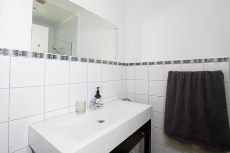 Photo of property in 13 Parkview Place, Riverdale, Gisborne, 4010