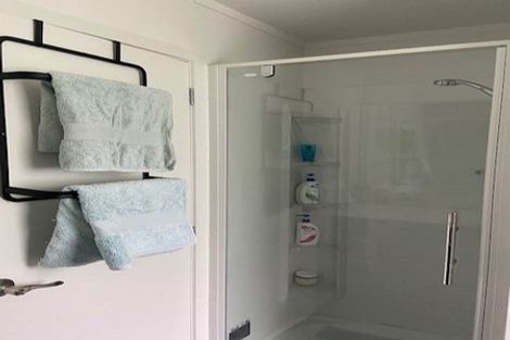 Photo of property in 2 Frank Hewitt Street, Pukekohe, 2120