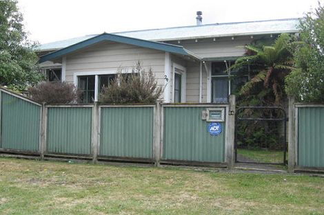 Photo of property in 24 Spier Street, Aramoho, Whanganui, 4500