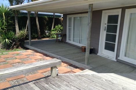 Photo of property in 24 Adela Stewart Drive West, Athenree, Katikati, 3177