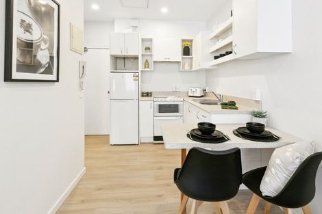 Photo of property in Terrace Tower Apartments, 11d/126 The Terrace, Wellington Central, Wellington, 6011