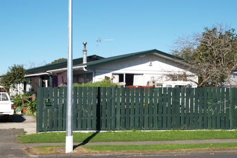 Photo of property in 37 Wickman Way, Mangere East, Auckland, 2024
