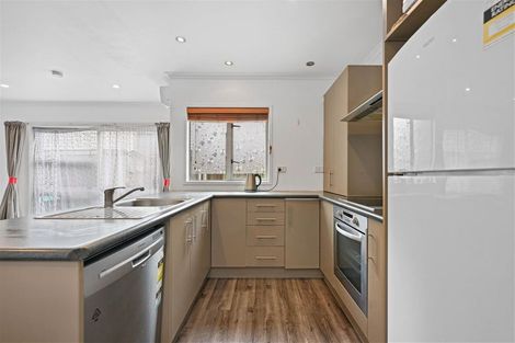 Photo of property in 12b Cameron Road, Hamilton East, Hamilton, 3216