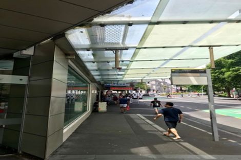 Photo of property in 290 Queen Street, Pukekohe, 2120