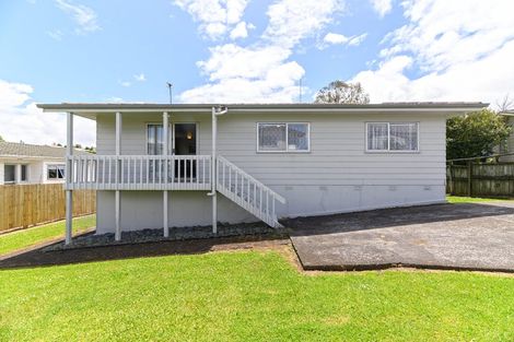 Photo of property in 106 Borich Road, Sunnyvale, Auckland, 0612