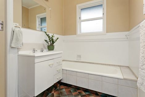 Photo of property in 23 Alpha Street, Cambridge, 3434