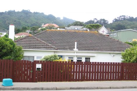 Photo of property in 28 Agra Crescent, Khandallah, Wellington, 6035