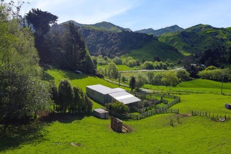 Photo of property in 38 Titoki Road, Waikanae Beach, Waikanae, 5036