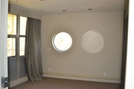 Photo of property in The Capital, 370 Oriental Parade, Oriental Bay, Wellington, 6011