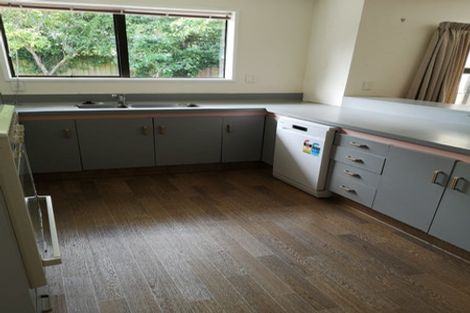 Photo of property in 59 Apsley Drive, Avonhead, Christchurch, 8042