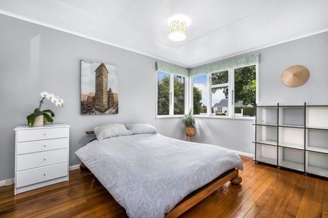 Photo of property in 12 Village Way, Ardmore, Papakura, 2582