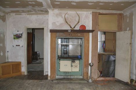 Photo of property in 17 Settlement Road, Papatotara, Tuatapere, 9691