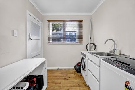 Photo of property in 16 Manchester Street, Patea, 4520