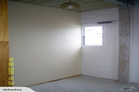 Photo of property in 4a Luxford Street, Berhampore, Wellington, 6023