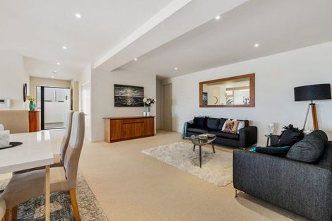 Photo of property in 32a Langton Road, Stanmore Bay, Whangaparaoa, 0932