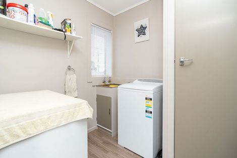 Photo of property in 43 Lewis Street, Glenview, Hamilton, 3206