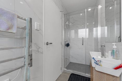 Photo of property in 9d Epping Road, Henderson, Auckland, 0610