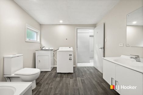 Photo of property in 76 South Road, The Glen, Dunedin, 9011