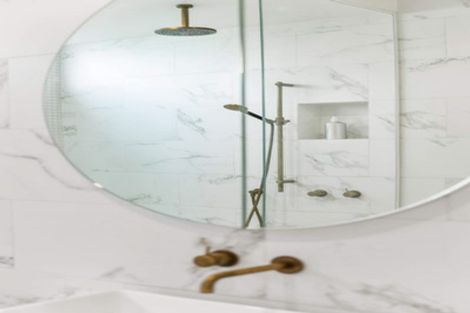 Photo of property in 1/14 Colonial Road, Birkenhead, Auckland, 0626