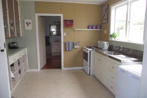 Photo of property in 6 Fyfe Road, Waihi Beach, 3611