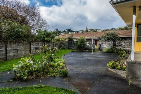 Photo of property in 3 Tawa Street, Tawa, Wellington, 5028