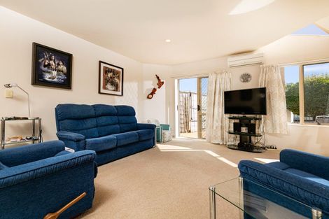 Photo of property in 18/169 Sturges Road, Henderson, Auckland, 0612