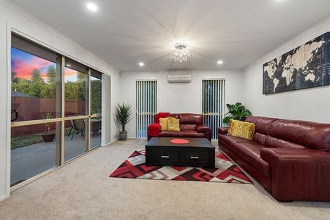 Photo of property in 2 Woodridge Drive, Flagstaff, Hamilton, 3210