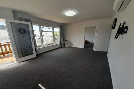 Photo of property in 40a Kashmir Avenue, Clouston Park, Upper Hutt, 5018