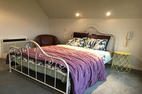 Photo of property in 2/271 Memorial Avenue, Burnside, Christchurch, 8053