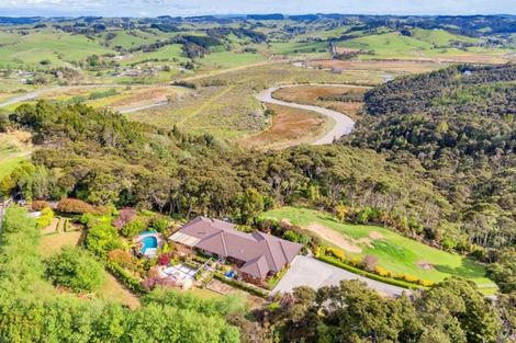 Photo of property in 173a Pinchgut Road, Kaukapakapa, 0873