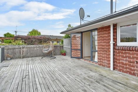 Photo of property in 4 Mcfaddens Road, St Albans, Christchurch, 8052