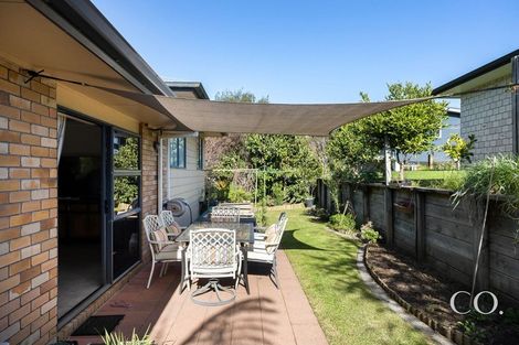 Photo of property in 22 Macmillan Street, Katikati, 3129