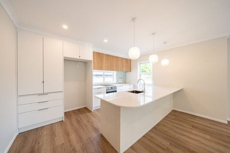 Photo of property in 70b Heretaunga Square, Silverstream, Upper Hutt, 5019