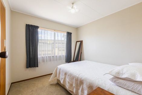 Photo of property in 15 Spriggs Crescent, Greenmeadows, Napier, 4112