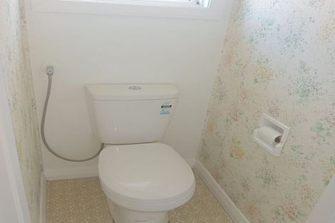 Photo of property in 8 Greenock Place, Awapuni, Palmerston North, 4412