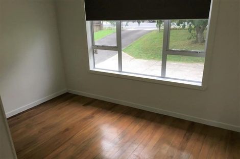 Photo of property in 2/41 Alfriston Road, Manurewa East, Auckland, 2102