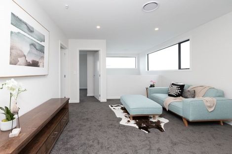 Photo of property in 28 Helen June Avenue, Flagstaff, Hamilton, 3210