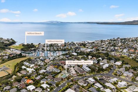 Photo of property in 2/35 Rangitoto Terrace, Milford, Auckland, 0620